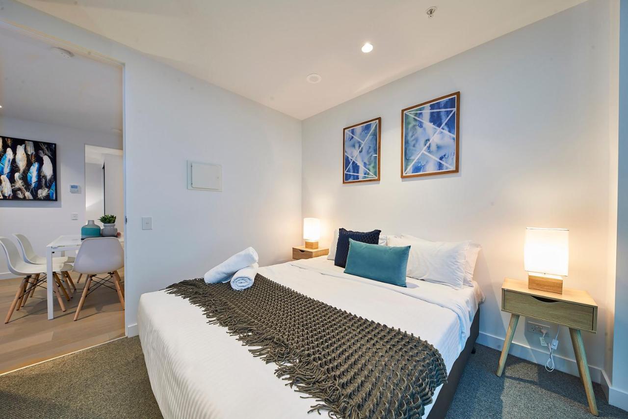 Mega Style Apartments Victoria One Мельбурн Экстерьер фото