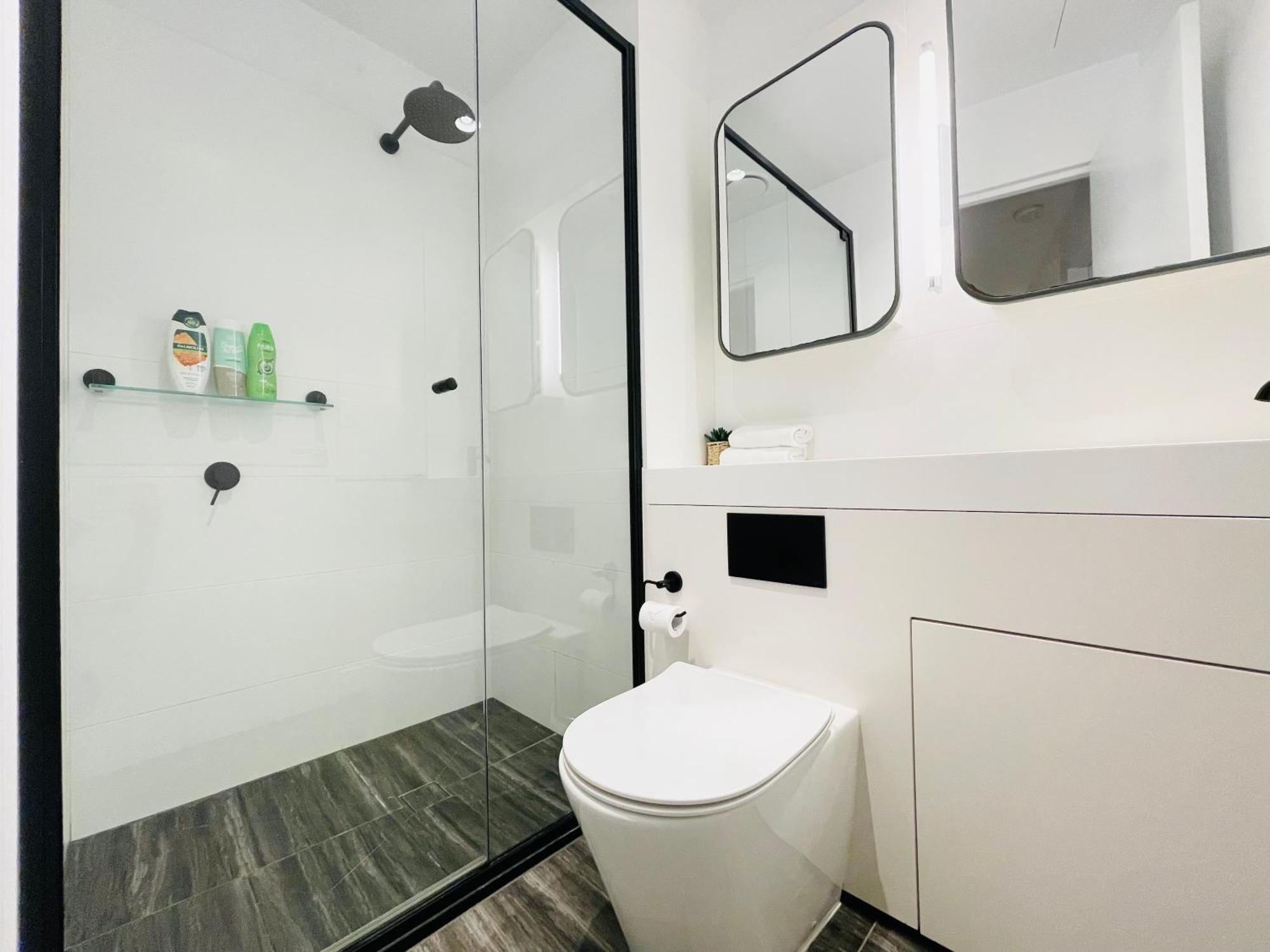 Mega Style Apartments Victoria One Мельбурн Экстерьер фото
